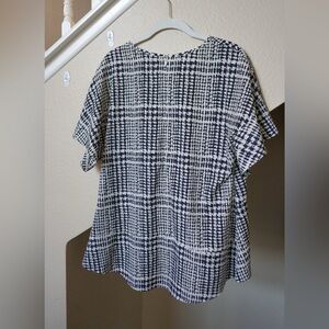 Houndstooth Print Zip Up US Medium